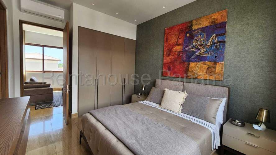 Venta de casa en Santa Maria AK - Imagen 9
