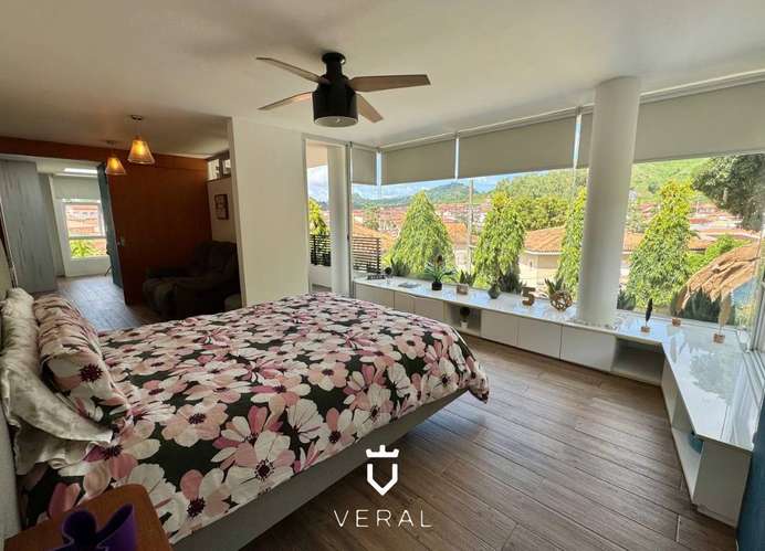 Venta de casa con piscina y jardín paradisíaco en Fuente del Fresno, Altos de Panamá (MM)