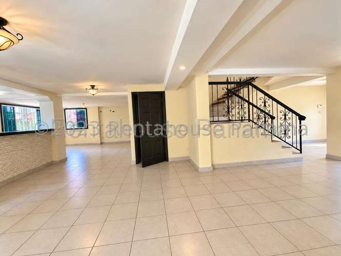 Venta de casa en Albrook AK - Imagen 4