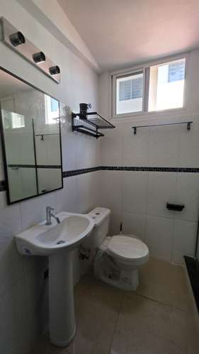 Alquiler de Apartamento Via España Carrasquilla - Imagen 8