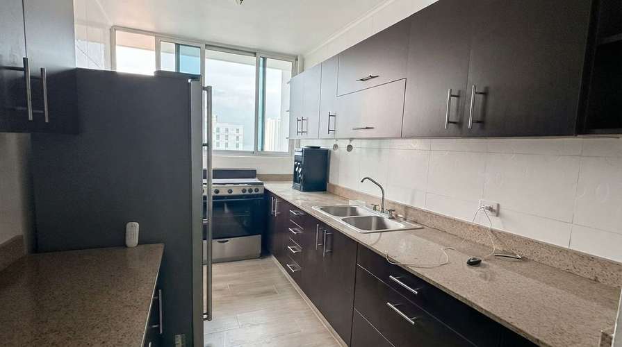 . Apartamento en San Francisco I 2 Rec I linea blanca I con balcon y A una cuadra de Multiplaza - Imagen 3