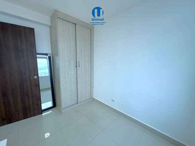 Apartamento Amoblado en Alquiler en Pueblo Nuevo - PH Torres de Montserrat - Imagen 6