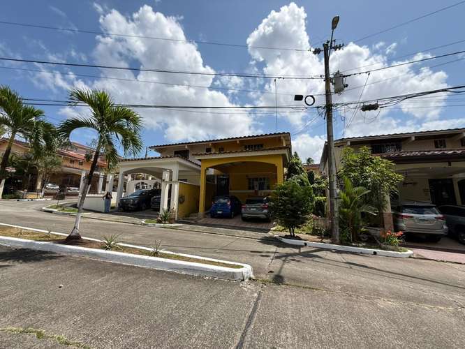 . Casa en Altos de Panama residencial privado I con terraza deposito - Imagen 14