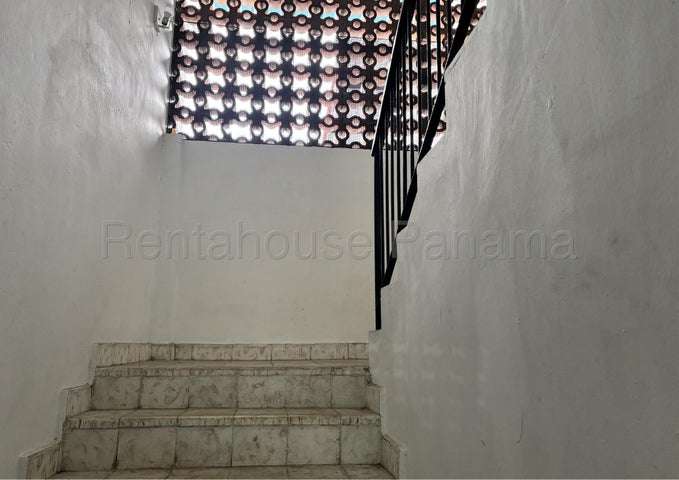 Venta de Casa  en Parque Lefevre, Duplex de Uso Mixto 26LGG5868 - Imagen 11