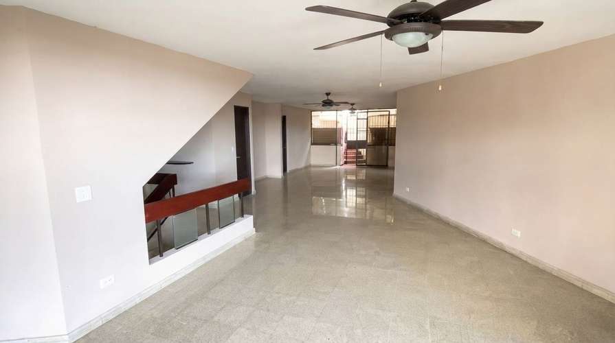 . Casa en Dos Mares I 3 Rec I con balcón y 4 parking - Imagen 10