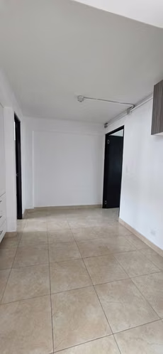 Alquiler de Apartamento Via España Carrasquilla - Imagen 8