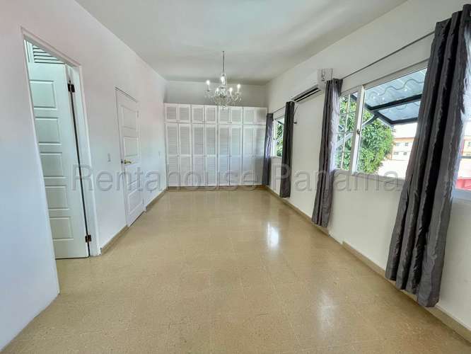 Venta de casa en Hato Pintado AK - Imagen 9