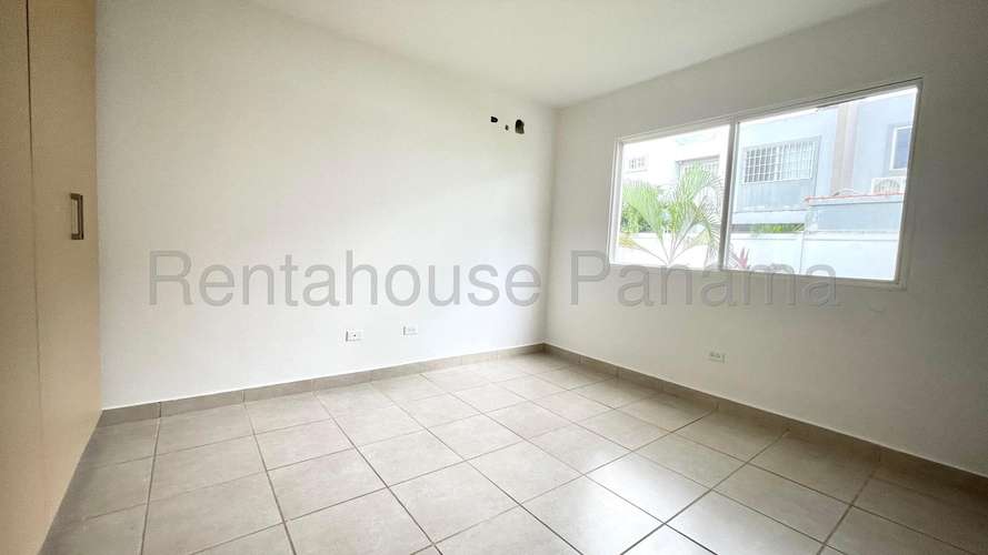 Venta de casa en Brisas Del Golf AK - Imagen 11