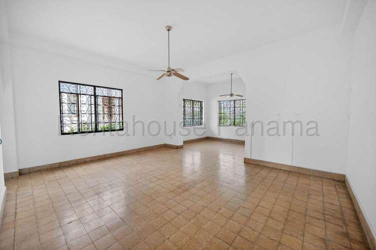 Local Comercial En Alquiler En Bella Vista YM - Imagen 7