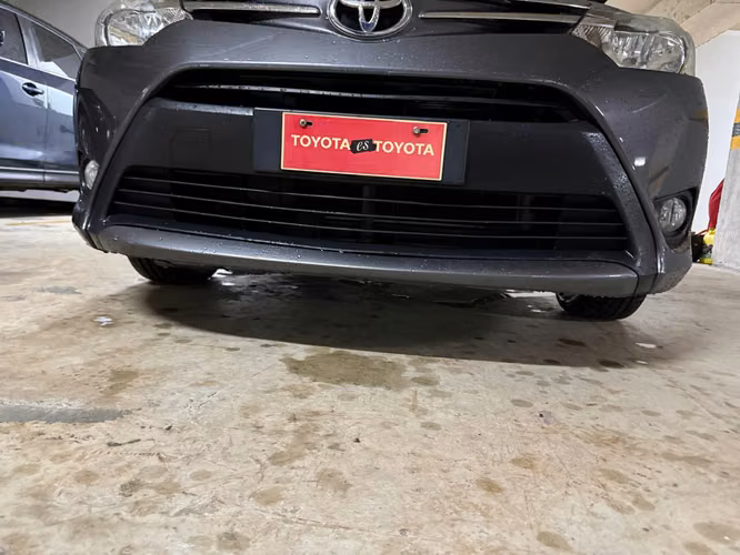 Toyota Yaris 2016 sedán 65mil Km - Imagen 11