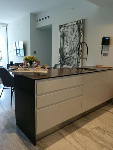 ALQUILER APARTAMENTO NOVO ARMANI | VISTA AL MAR - Imagen 7