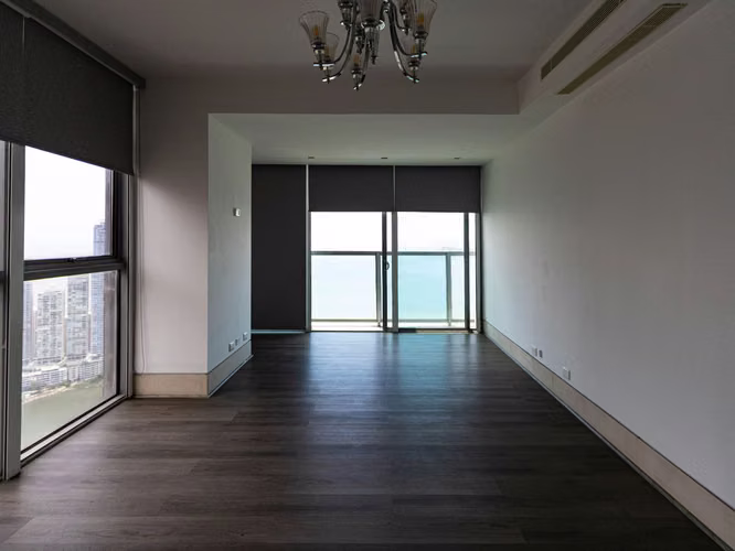 Venta de apartamento en avenida Balboa - Imagen 5