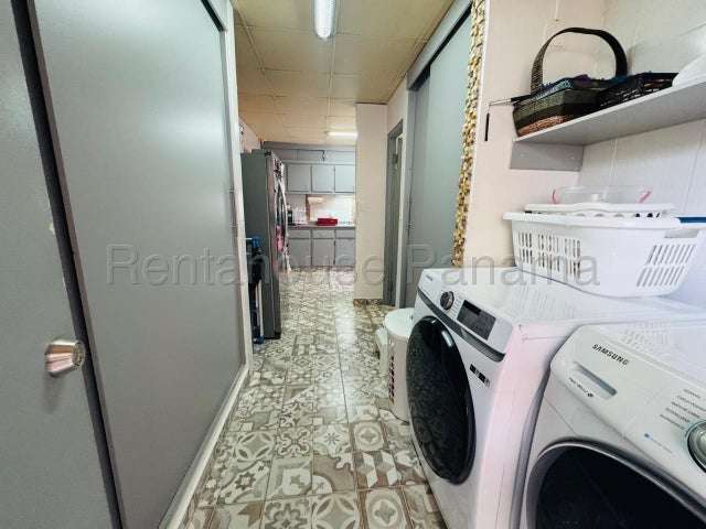 Venta de Casa en Chanis, Residencial Los Laureles Amplia y Moderna 26LGG3139 - Imagen 9