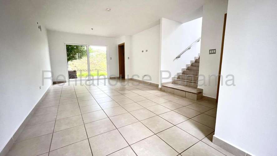 Comda Casa en Venta en Brisas del Golf 27*2889Mfk - Imagen 3