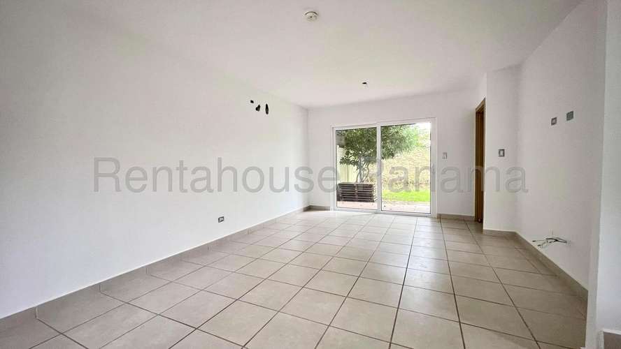 Comda Casa en Venta en Brisas del Golf 27*2889Mfk - Imagen 9