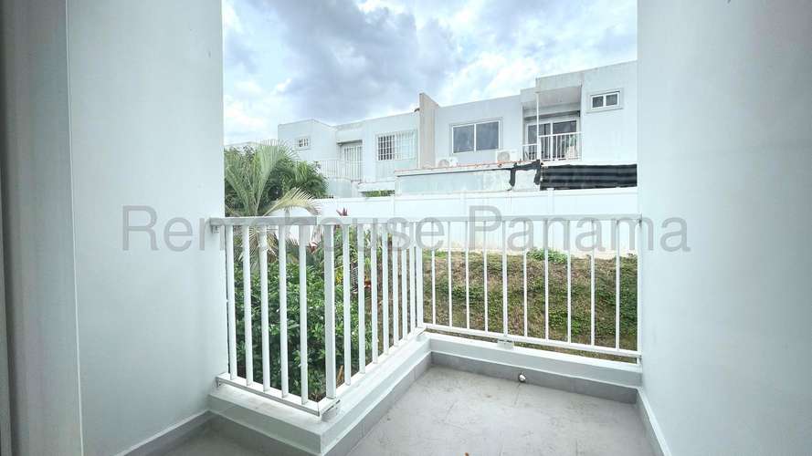 Comda Casa en Venta en Brisas del Golf 27*2889Mfk - Imagen 16