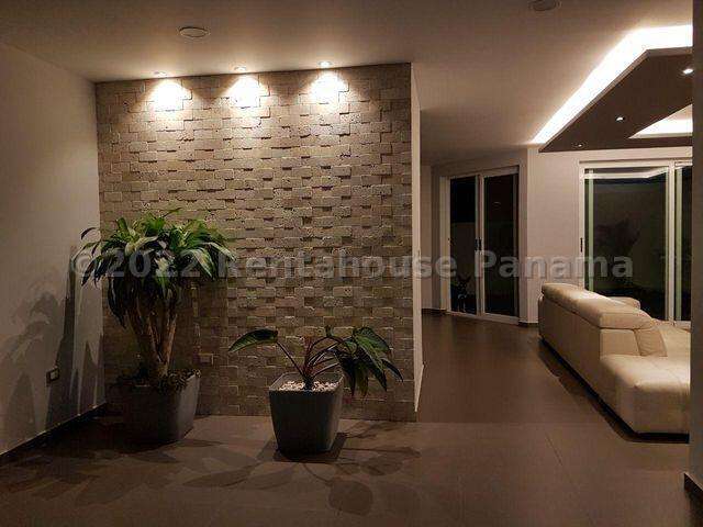 Exclusiva Casa en Venta con acabados de primera en Altos de panama 26*7590Mfk - Imagen 4