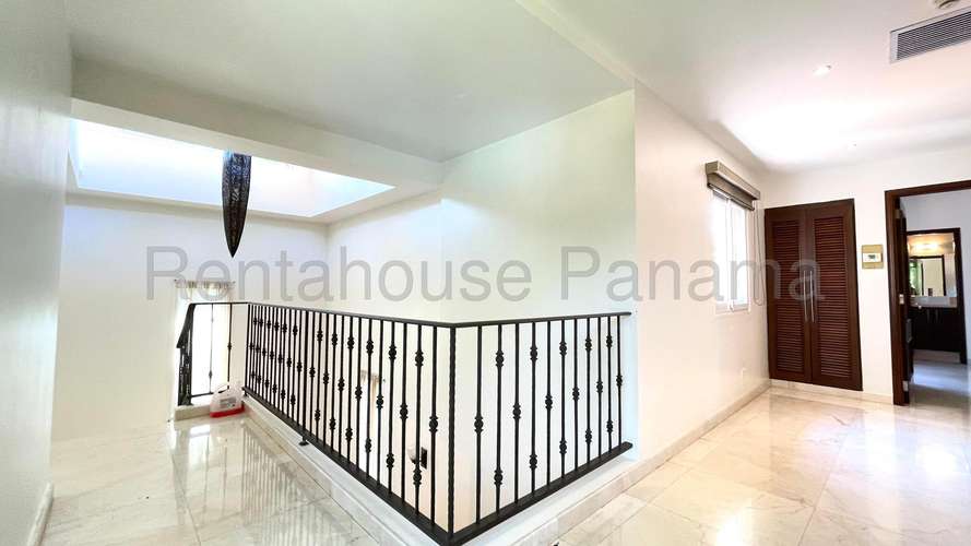 Venta de Casa Exclusiva en el prestigioso Club de Golf & Resort, Cocoli 25*4303Mfk - Imagen 9