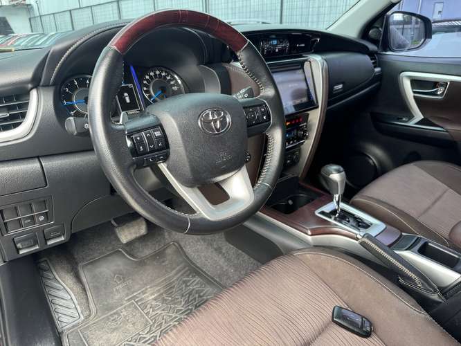 TOYOTA FORTUNER 2018  - Imagen 8