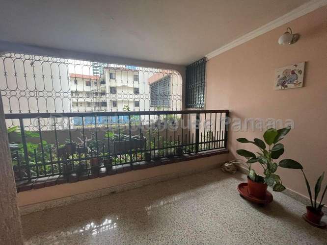 Apartamento en Venta en Campo Alegre JG