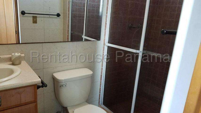 Vendo Apartamento en El Cangrejo LC27-2844