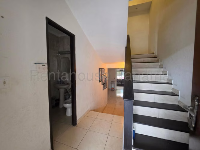 Vendo Casa en Condado del Rey LC27-2837 - Imagen 3