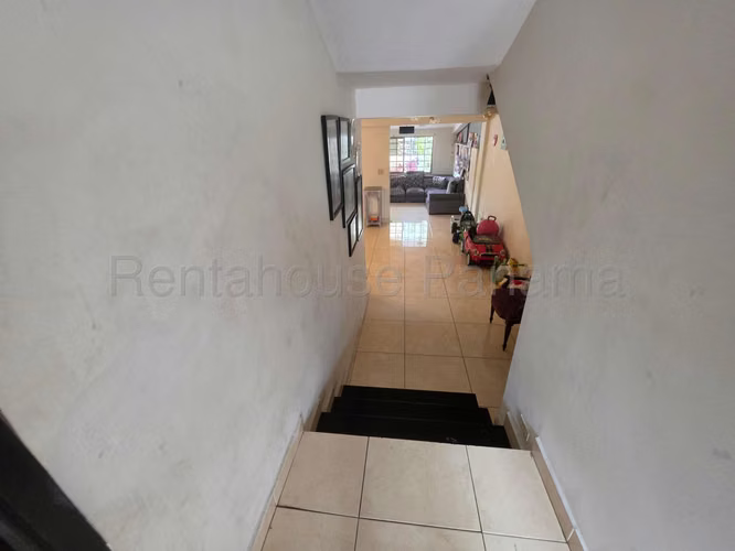 Vendo Casa en Condado del Rey LC27-2837 - Imagen 5