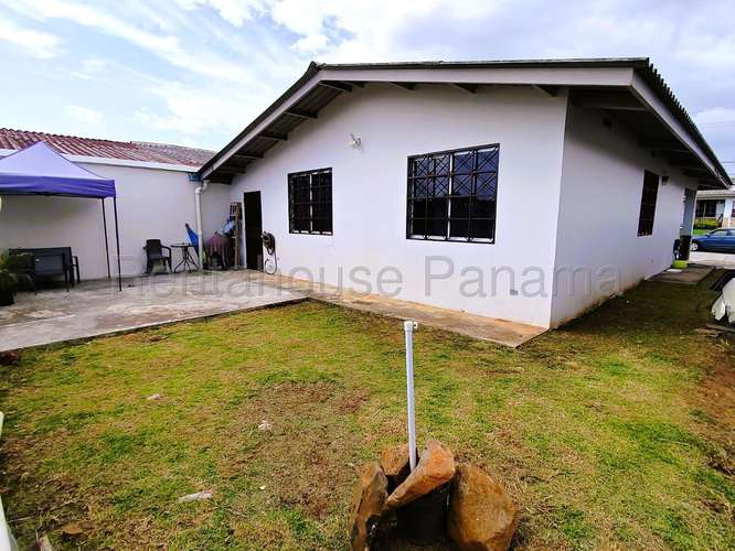 Se Vende Casa en Vista Alegre YDU - Imagen 17