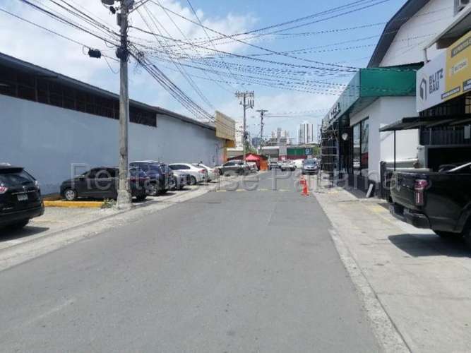 Se Vende Edificio en Rio Abajo YDU - Imagen 7