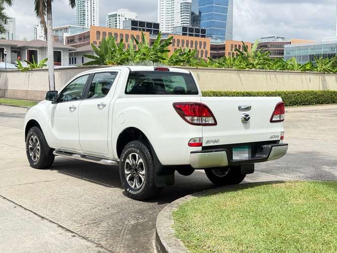 Mazda Bt50 2017 a solo $14,900 Negociable
