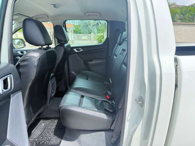 Mazda Bt50 2017 a solo $14,900 Negociable
