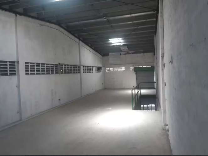 Alquiler de galera en Rio Abajo  - Imagen 4