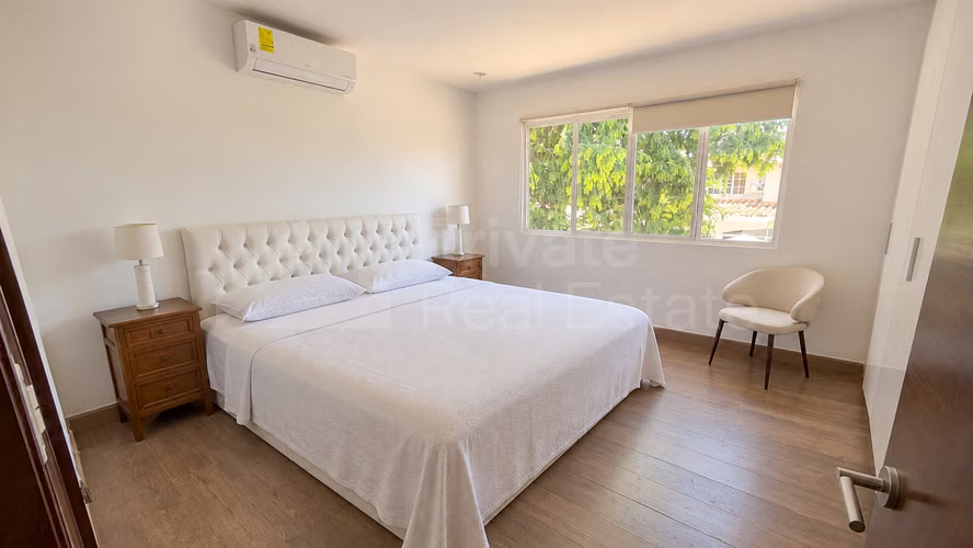 Venta de Casa en Costa Bay Costa del Este - Imagen 7