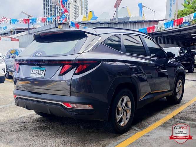 Hyundai Tucson 2022 Automática EC2437 - Imagen 4