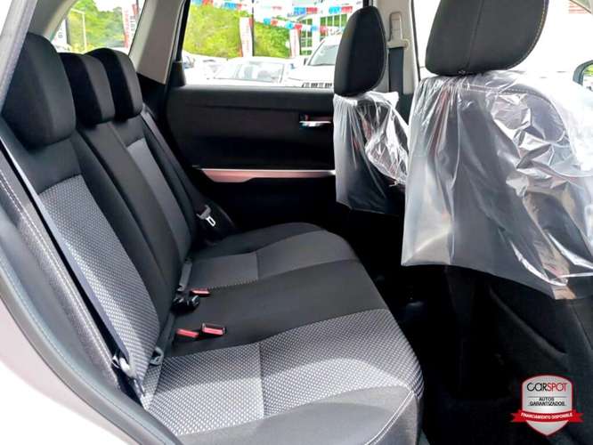Suzuki Vitara 2024 Automática EJ0745 - Imagen 11