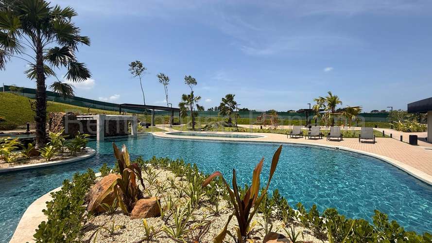 Vendo Casa de 171m2 en Paseo del Norte Canyons 27-2756SRZ