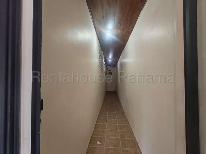Vendo Casa de 262m2 en Brisas Del Golf 27-2895SRZ