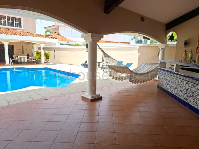 Alquilo Casa de 762.62m2 en Costa del Este Costa Serena 27-2200SRZ - Imagen 17