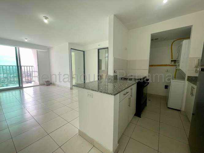 Alquiler de Apartamento en Parque Lefevre - Imagen 2
