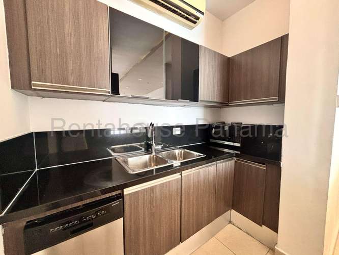 Alquiler de Apartamento en Avenida Balboa Ph Rivage KC