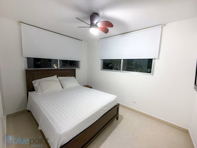 Apartamento  2 recámaras en PH Los Toneles, Vía España: piscina y gimnasio - Imagen 5