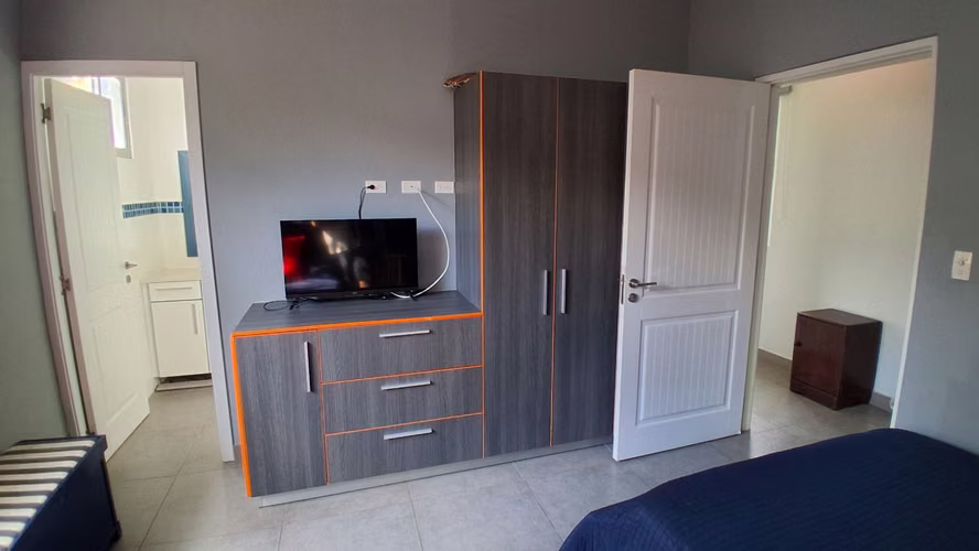 Venta, Espaciosa casa, Punta Barco, San Carlos - Imagen 11