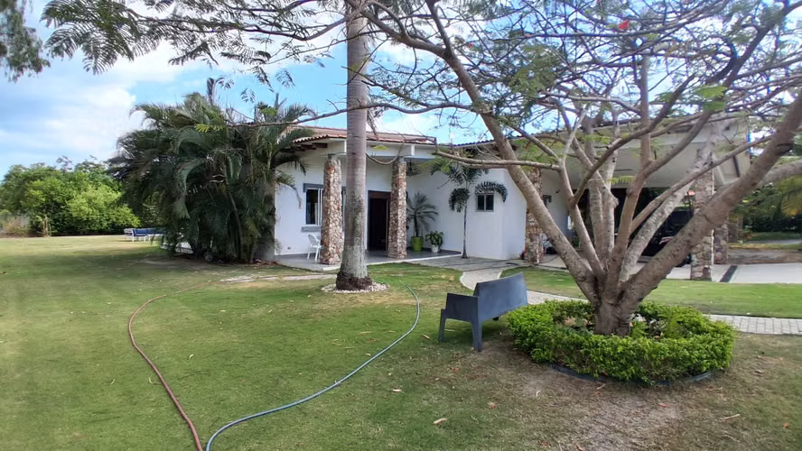 Venta, Espaciosa casa, Punta Barco, San Carlos