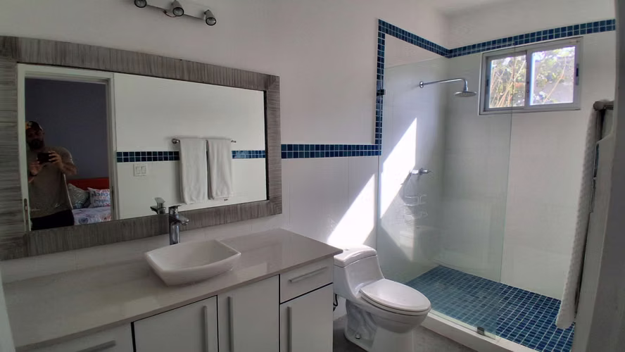 Venta, Espaciosa casa, Punta Barco, San Carlos - Imagen 10