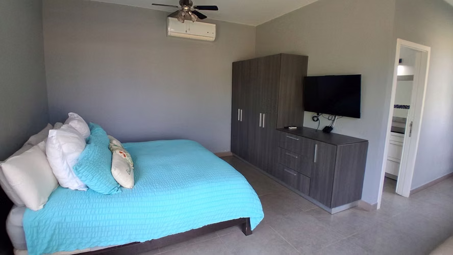 Venta, Espaciosa casa, Punta Barco, San Carlos - Imagen 15