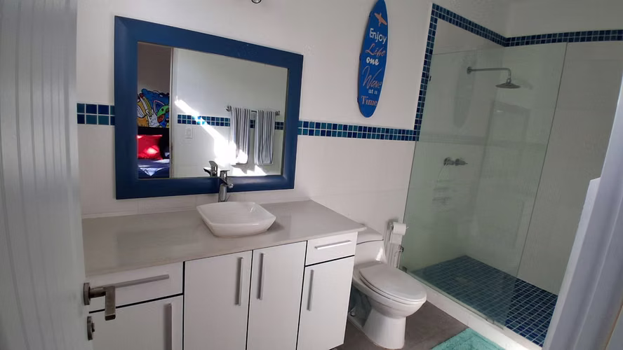 Venta, Espaciosa casa, Punta Barco, San Carlos - Imagen 12