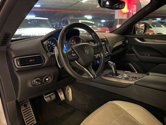 MASERATI LEVANTE GRANSPORT 2019 - Imagen 13