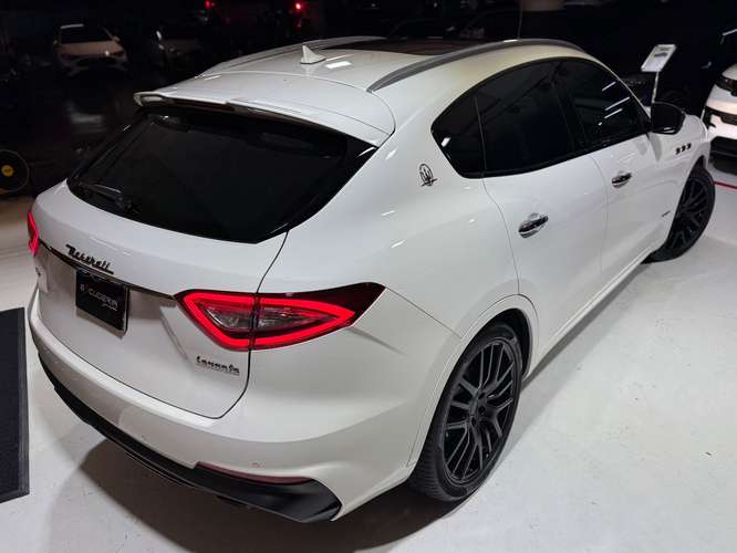 MASERATI LEVANTE GRANSPORT 2019 - Imagen 9