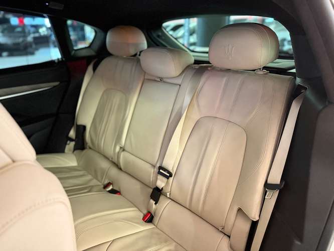 MASERATI LEVANTE GRANSPORT 2019 - Imagen 18