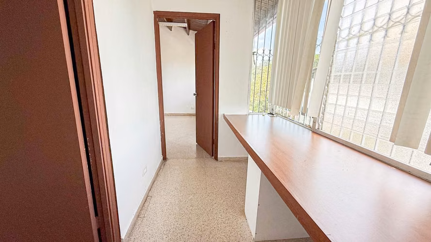 EXCELENTE OPORTUNIDAD EN LA ALAMEDA | 5 RECÁMARAS | 450 m² | US$2,500 - Imagen 9